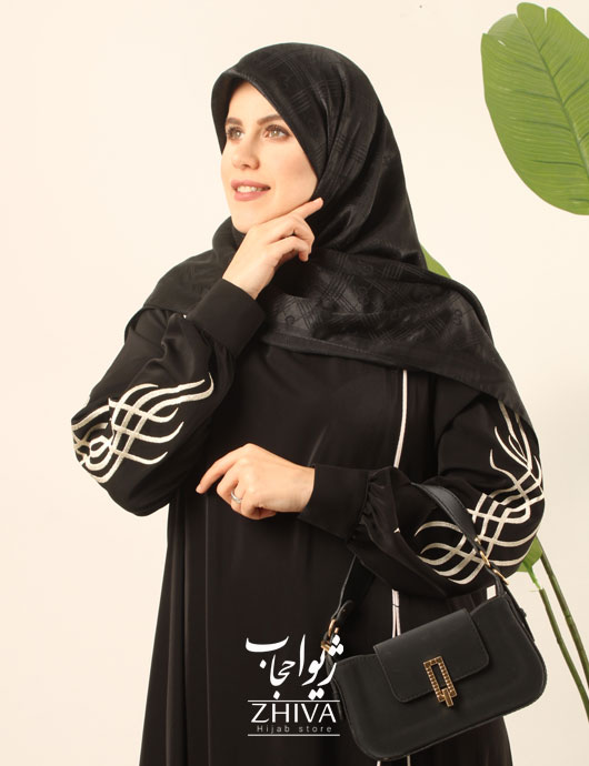 مانتو عبایی ترنم گلدوزی مشكی
