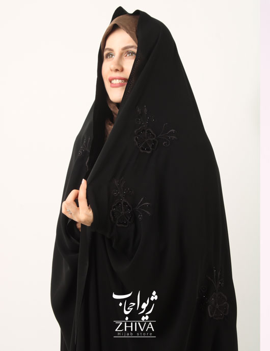 چادر سنتی گلدوزی